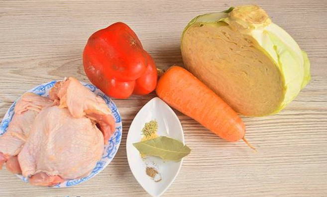 Капуста с курицей в рукаве для запекания в духовке
