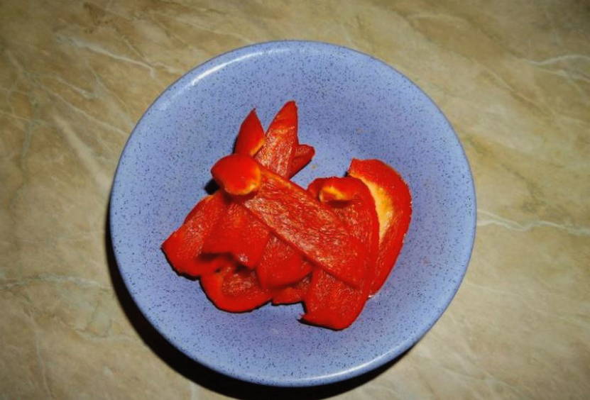 Куриное филе в рукаве в духовке