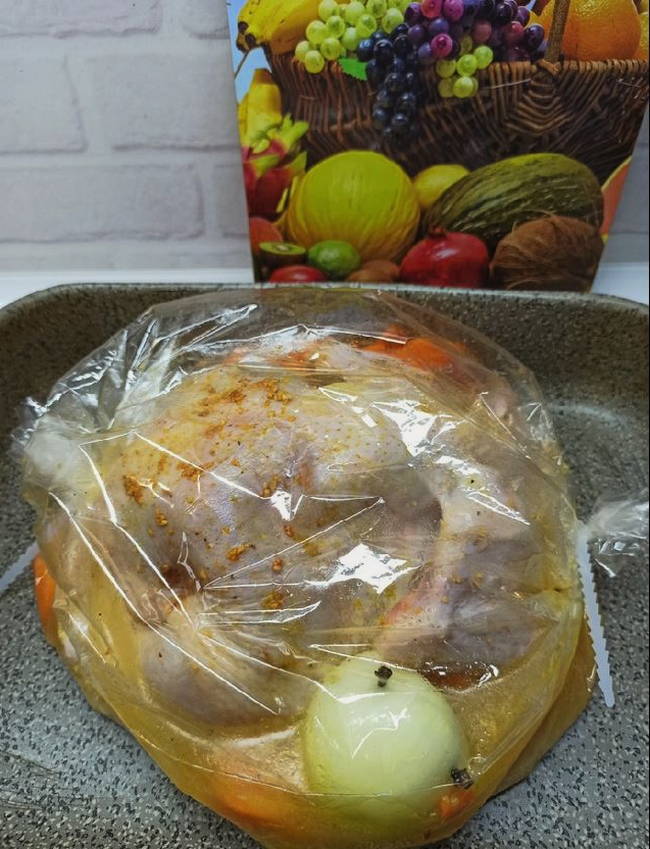 Рис с курицей в рукаве для запекания в духовке