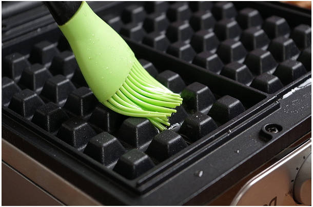 Ржаные вафли в вафельнице