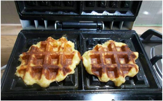 Низкокалорийные вафли в вафельнице