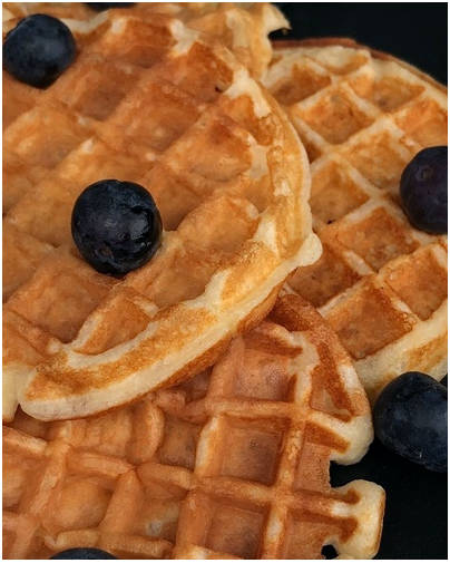 Вафли из рисовой муки в электровафельнице