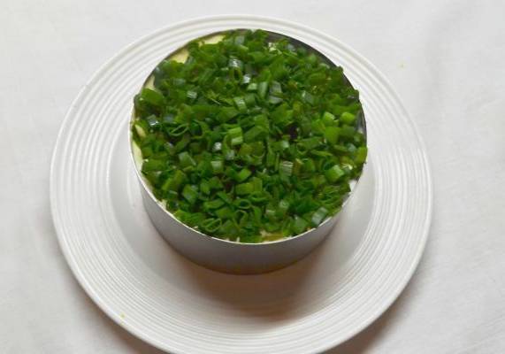 Салат «Лесная поляна» с шампиньонами