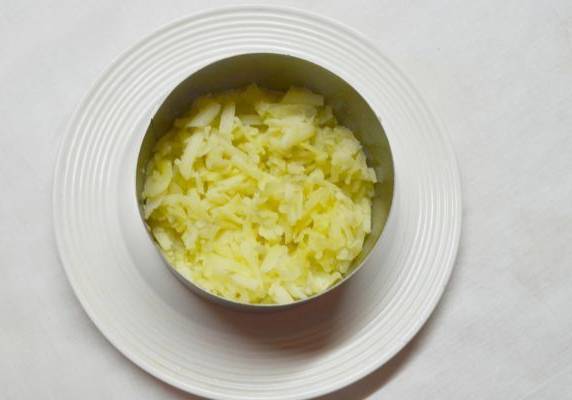 Салат «Лесная поляна» с шампиньонами