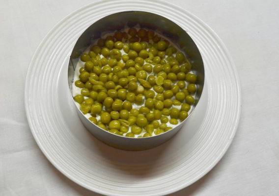 Салат «Лесная поляна» с шампиньонами