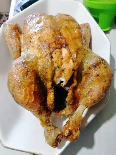 Курица в аэрогриле целиком с хрустящей корочкой