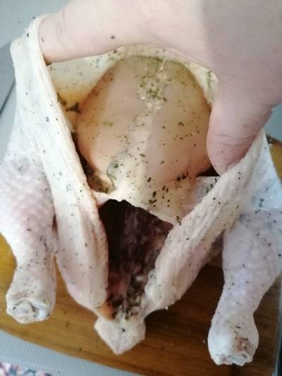 Курица в аэрогриле целиком с хрустящей корочкой