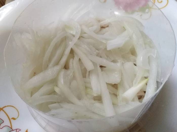Салат «Мужские грезы» с курицей