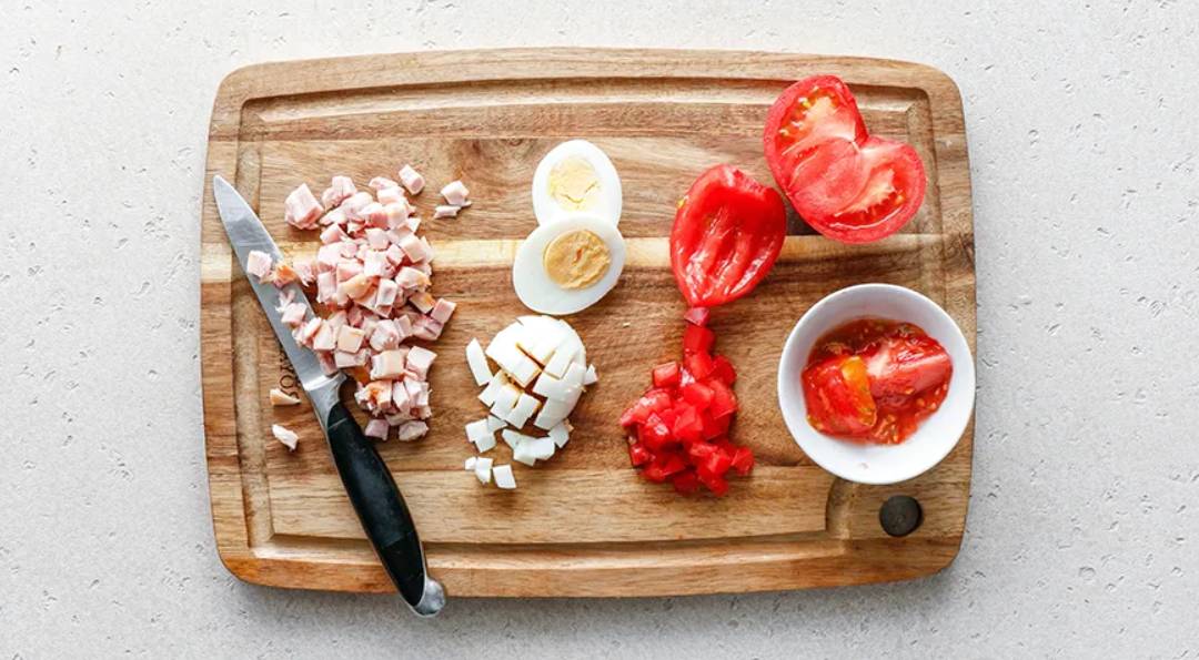 Салат «Курица под кайфом» с сыром