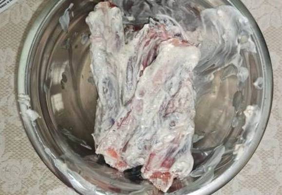 Говяжьи ребрышки в рукаве в духовке