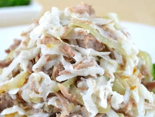 Мясной салат с дайконом