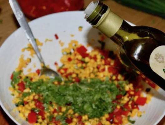 Салат «Мексиканский» с кукурузой