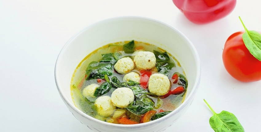 Суп с фрикадельками из куриного филе