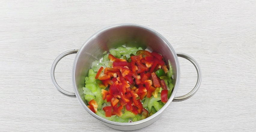 Суп с фрикадельками из куриного филе