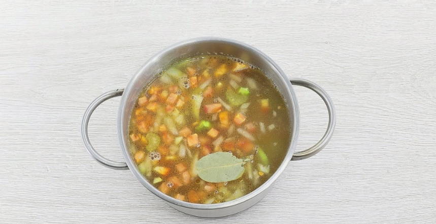 Суп с фрикадельками из куриного филе