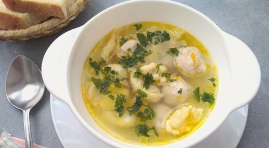 Суп с фрикадельками и галушками