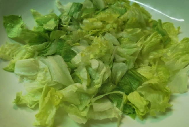 Греческий салат с горчицей в зернах