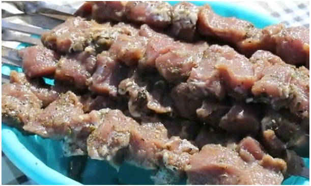 Классический шашлык из баранины по-кавказски