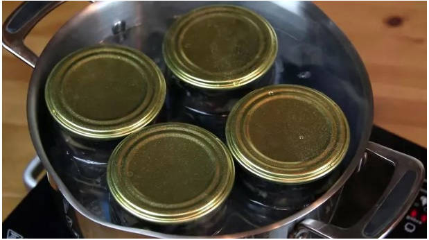 Острые баклажаны с чесноком на зиму