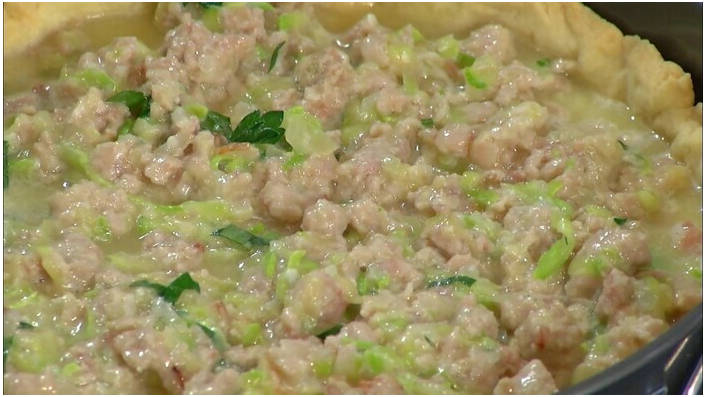 Пирог из кабачков с фаршем в духовке
