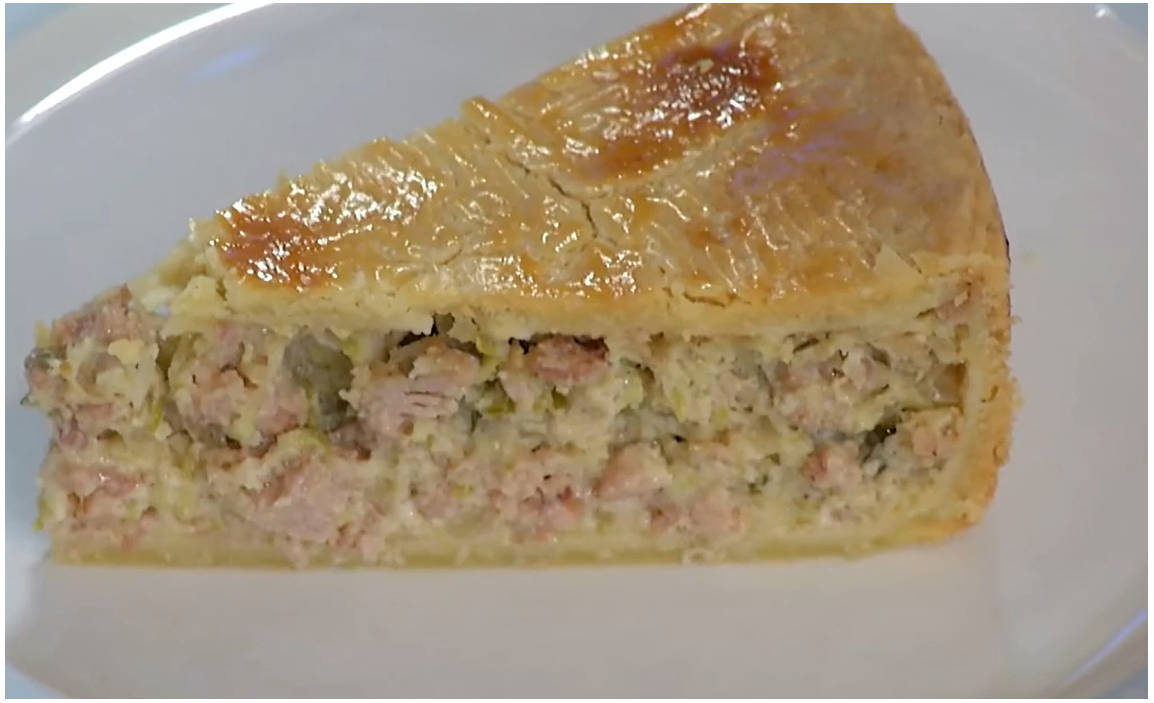Пирог из кабачков с фаршем в духовке