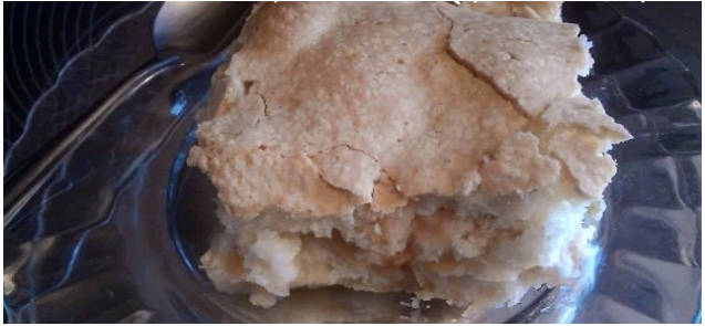Шарлотка с яблоками с хрустящей корочкой