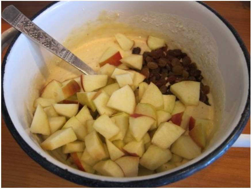 Шарлотка с яблоками в хлебопечке