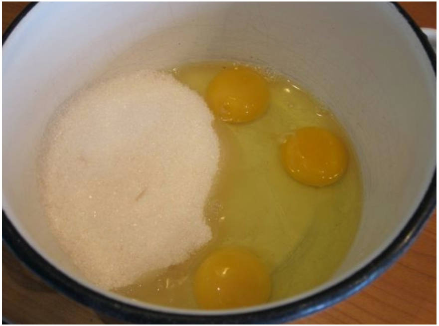 Шарлотка с яблоками в хлебопечке