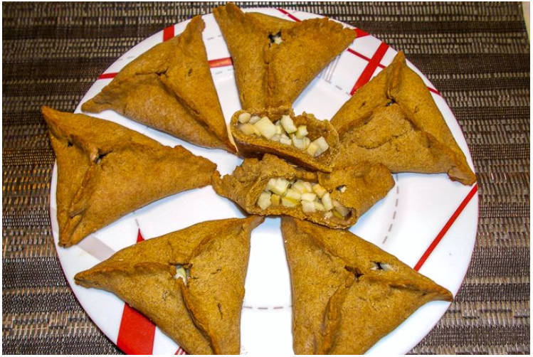 Ржаные пирожки с яблоками