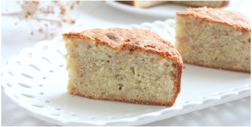 Классический бисквит с яблоками в духовке