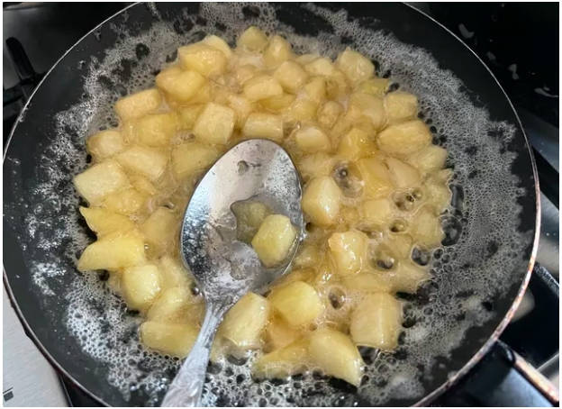 Творожные булочки с яблоками