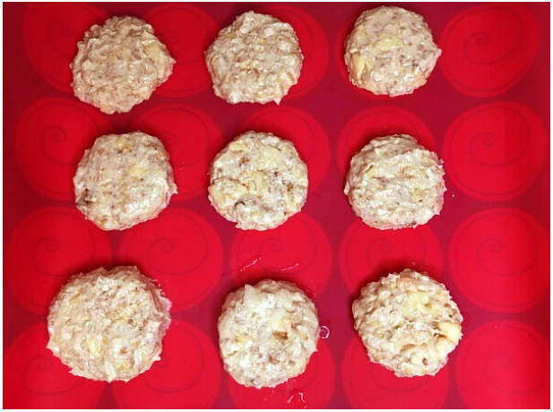 Овсяное печенье с яблоками и корицей
