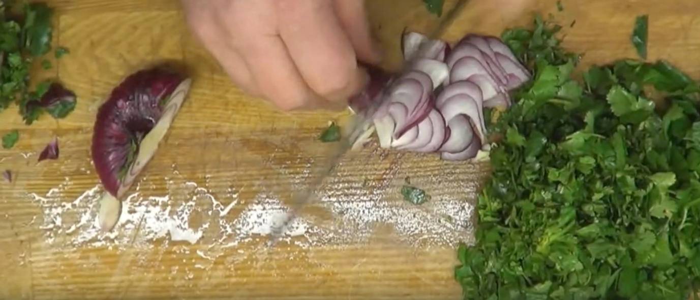 Грузинский салат с печенью