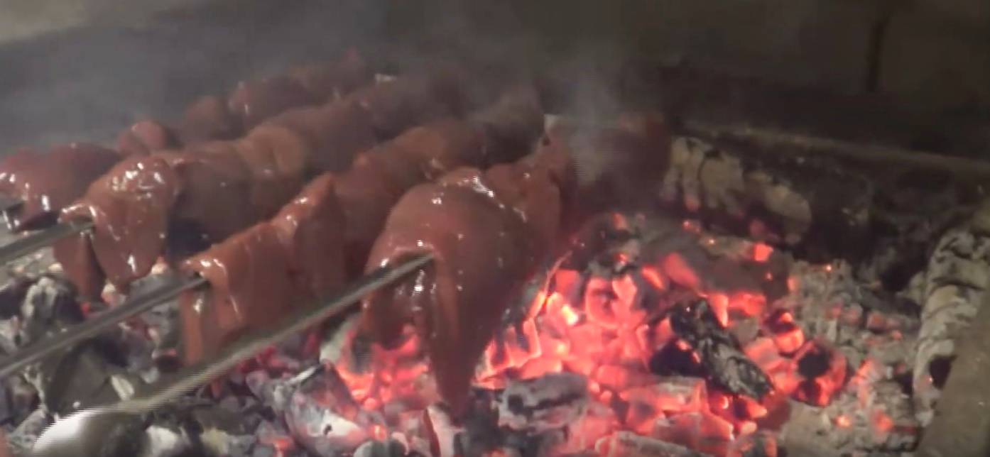 Грузинский салат с печенью