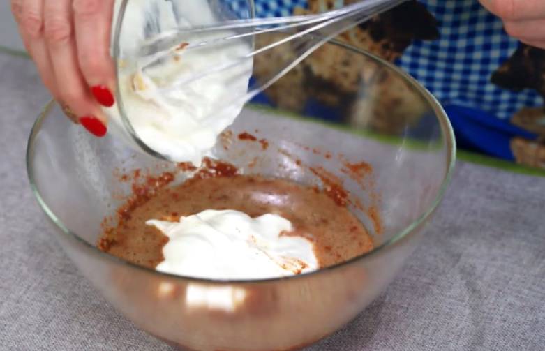 Замороженные овощи с курицей в духовке