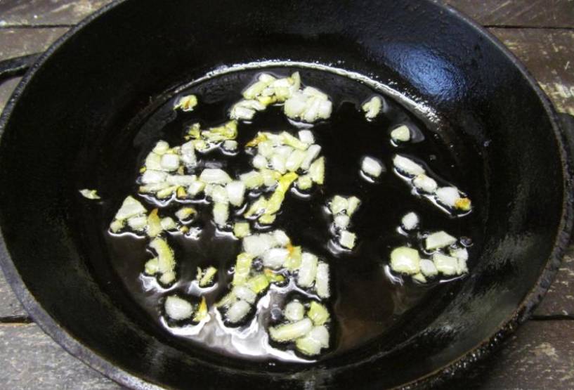 Крабовый салат со сметаной