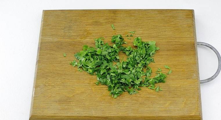 Замороженные очищенные мидии на сковороде