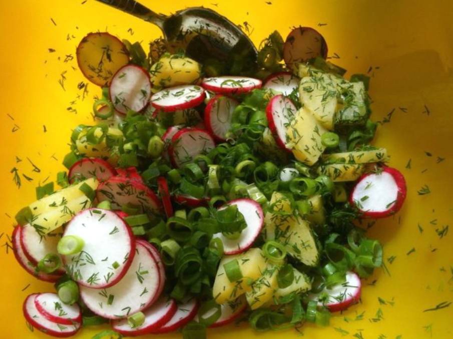 Картофельный салат с редисом Картофельный салат с редисом