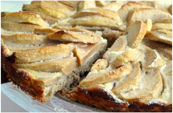 Диетический пирог с яблоками в духовке