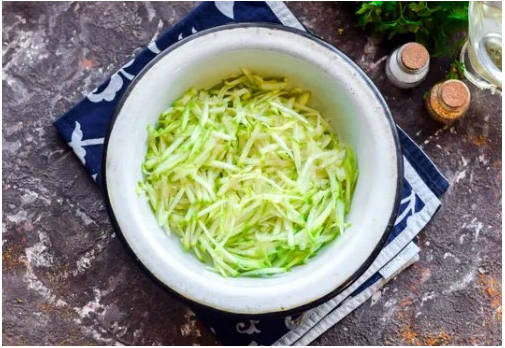 Постные оладьи из кабачков и картофеля