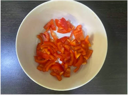Бакинский салат с гранатом и говядиной