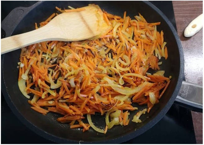 Салат «Архиерейский» с редькой и мясом
