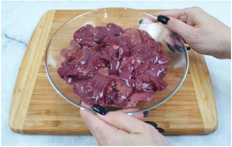 Белорусский салат с печенью