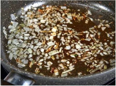 Салат «Белая береза» с черносливом, курицей и шампиньонами