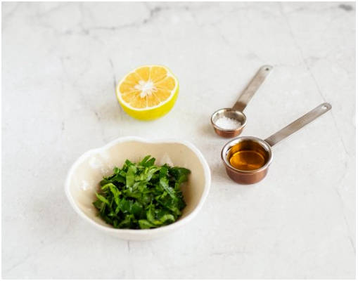 Вьетнамский салат с манго и креветками