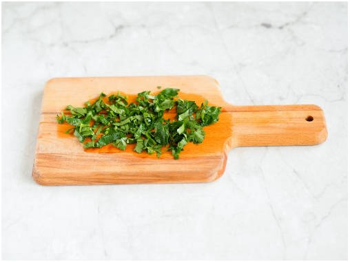 Вьетнамский салат с манго и креветками