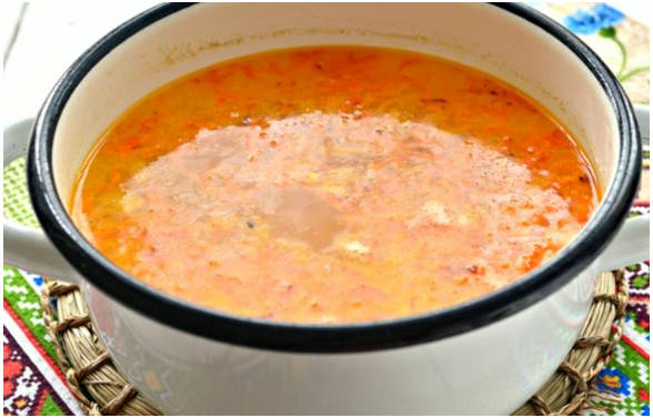 Суп с мясными фрикадельками и вермишелью
