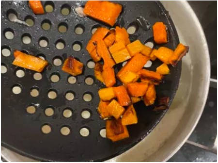 Сырный суп с куриными фрикадельками