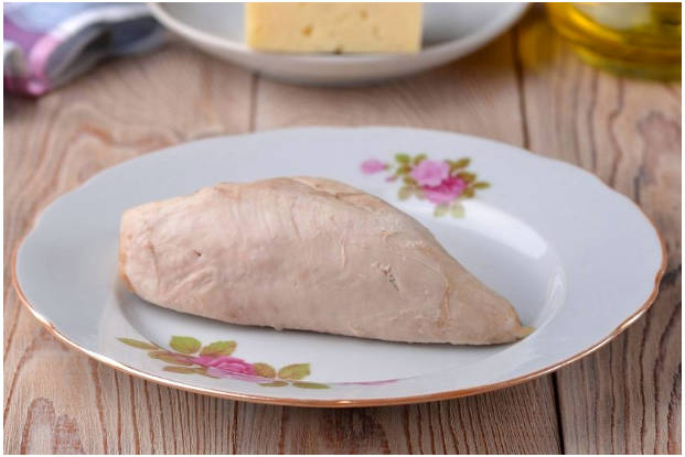 Грибной салат из шампиньонов с курицей