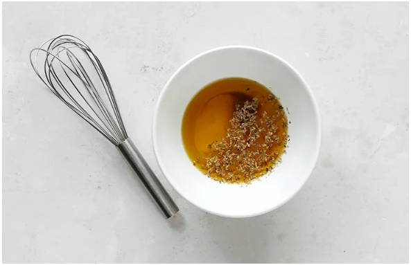 Греческий салат с креветками и сыром фета